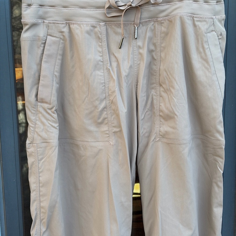 Women’s Dance Studio Mid-Rise Pant
Regular